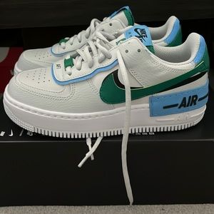 W AF1 SHADOW BRAND NEW SZ 7